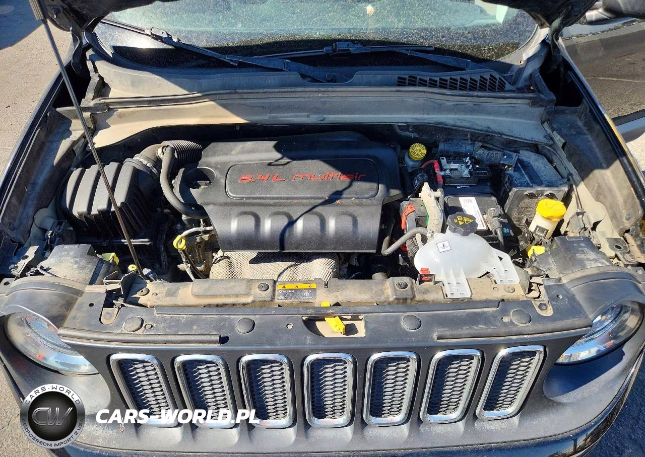2018 Jeep Renegade Sport VIN:ZACCJBAB9JPH42849 - 12