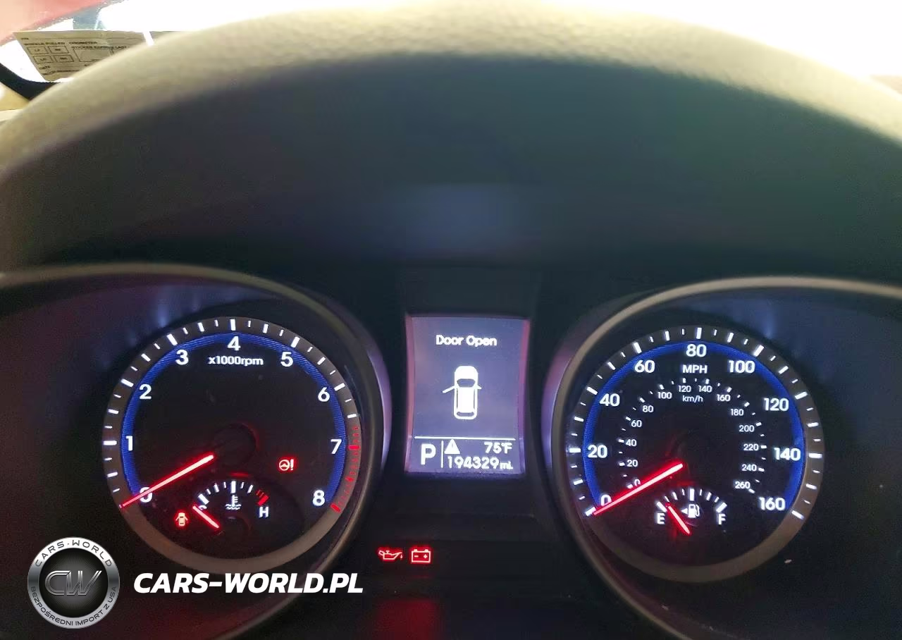 2015 Hyundai Santa Fe Sport 2.4L VIN:5XYZUDLB2FG252092 - 9