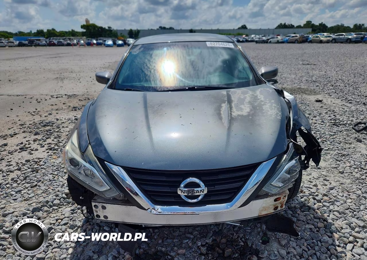 2017 Nissan Altima 2.5 S VIN:1N4AL3AP3HN364135 - 5