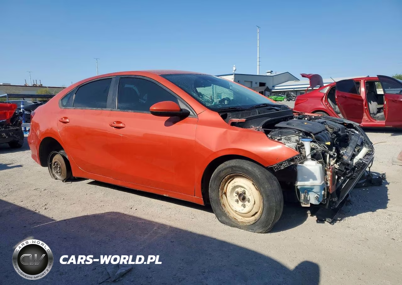 2023 Kia Forte Lxs VIN:3KPF24AD0PE526465 - 4