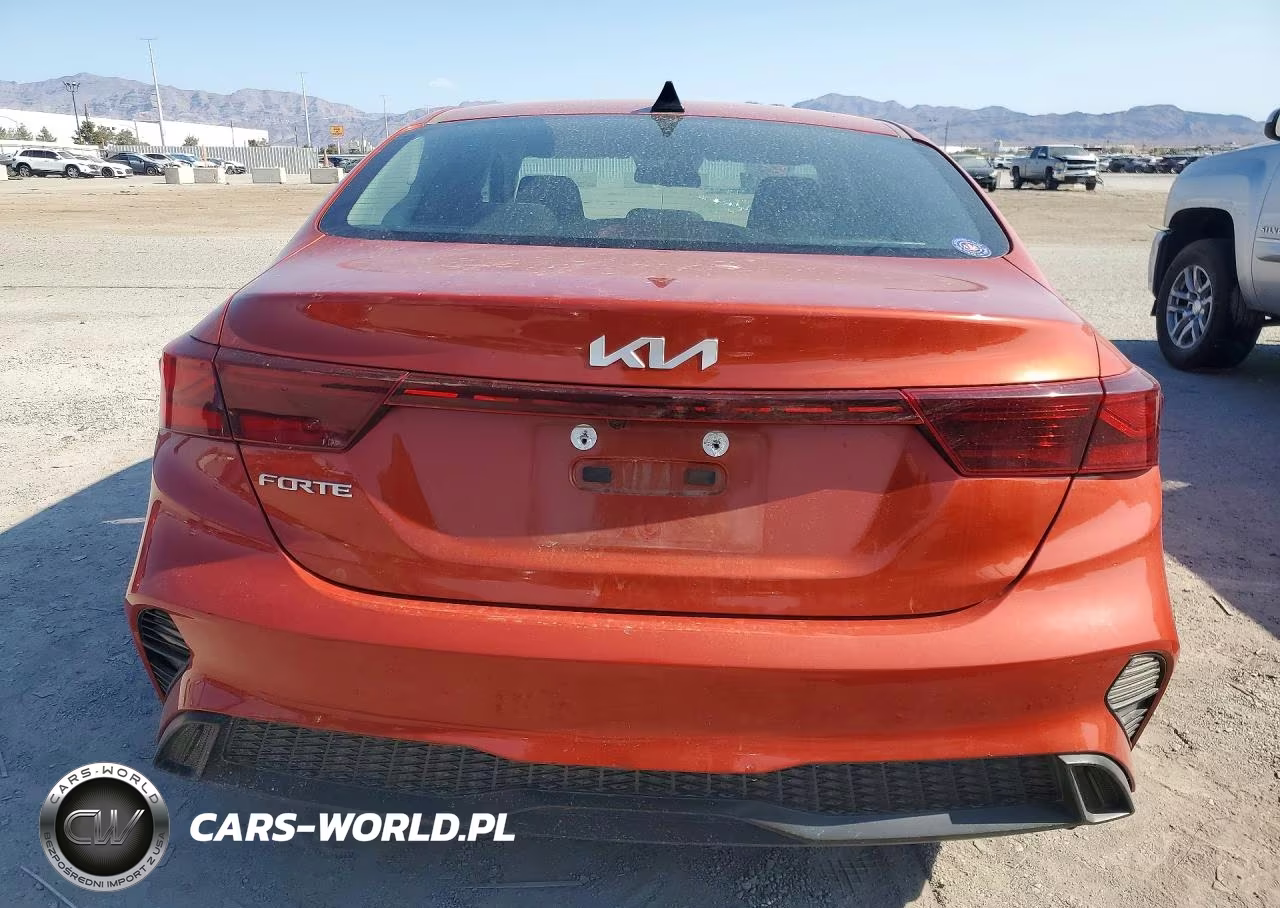 2023 Kia Forte Lxs VIN:3KPF24AD0PE526465 - 6
