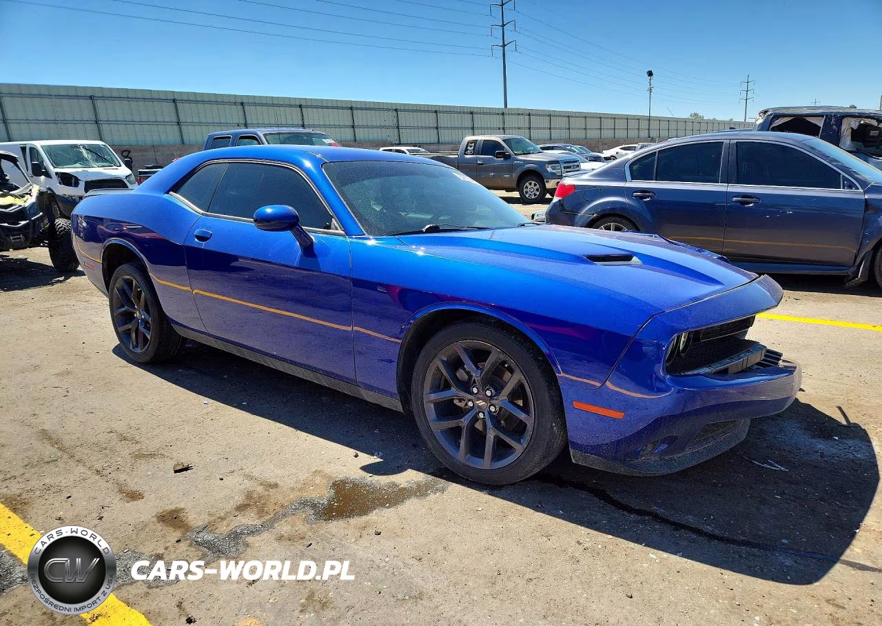 2021 Dodge Challenger Sxt VIN:2C3CDZAG0MH596976 - 4