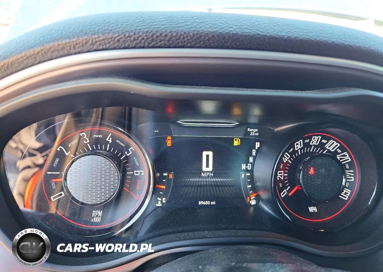2021 Dodge Challenger Sxt VIN:2C3CDZAG0MH596976 - 9