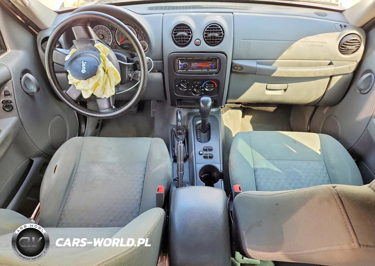 2005 Jeep Liberty Sport VIN:1J4GL48K55W667065 - 8