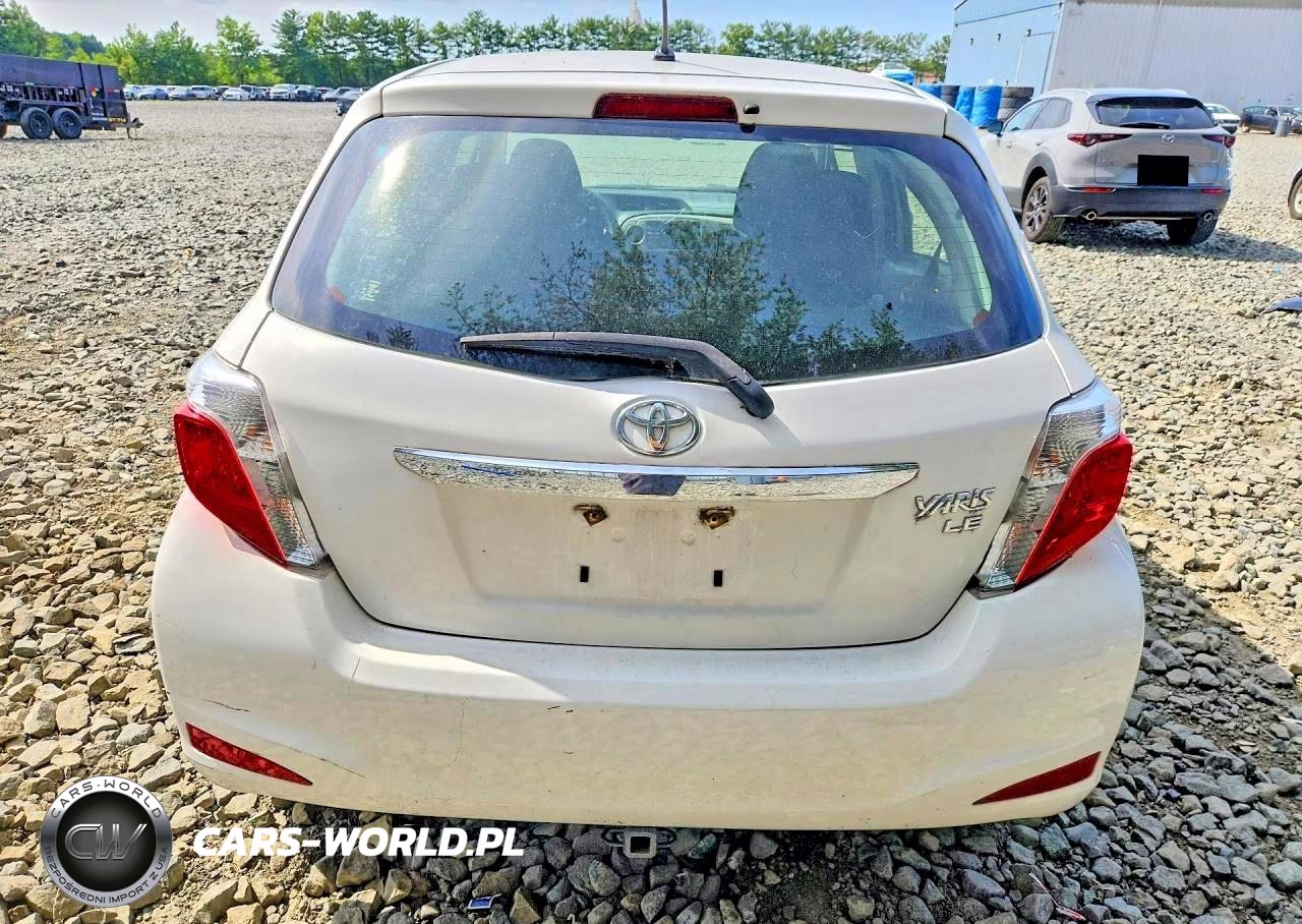 2013 Toyota Yaris 5-Door Le VIN:JTDKTUD39DD543793 - 6