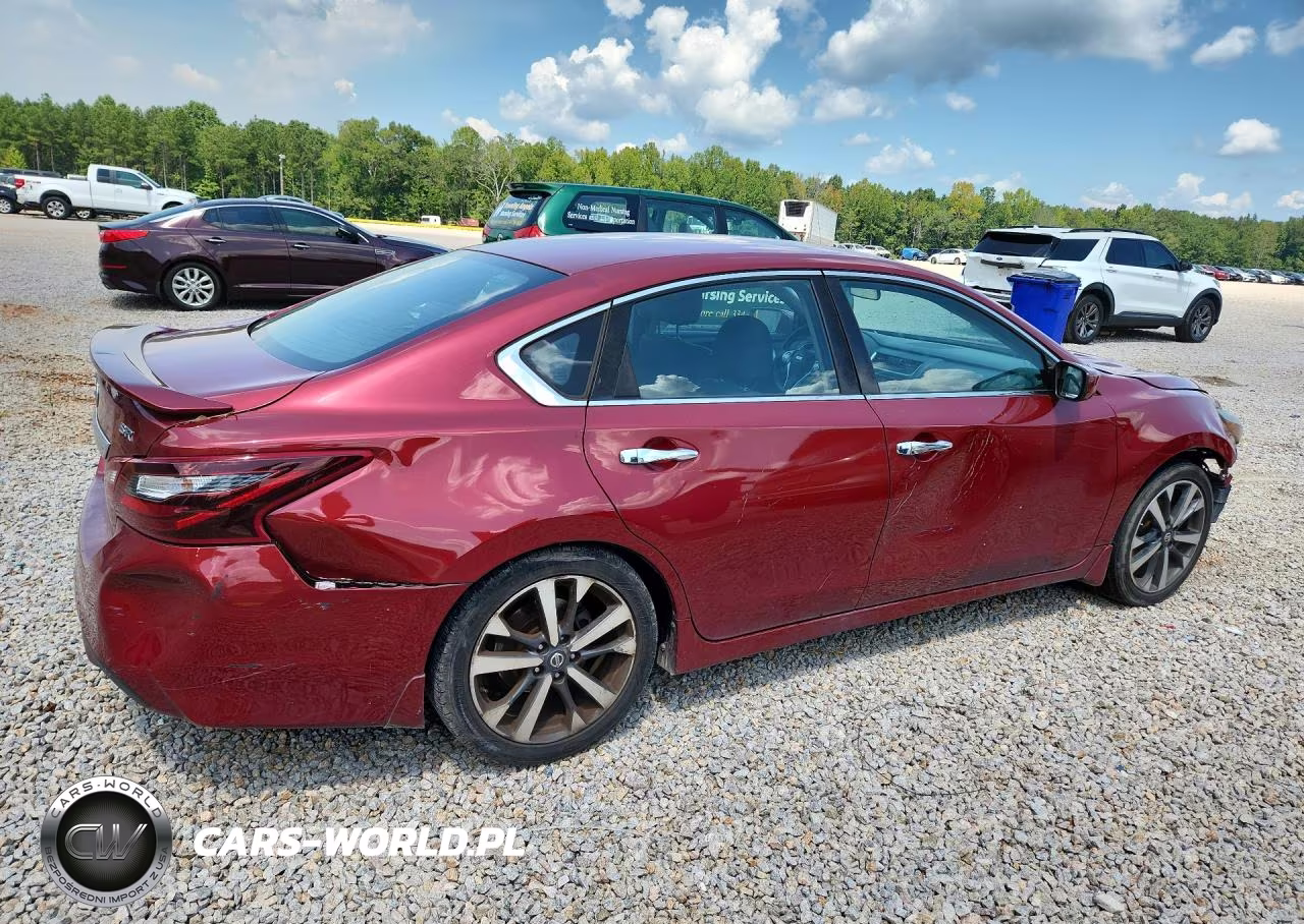 2017 Nissan Altima 2.5 Sr VIN:1N4AL3AP7HN310899 - 3