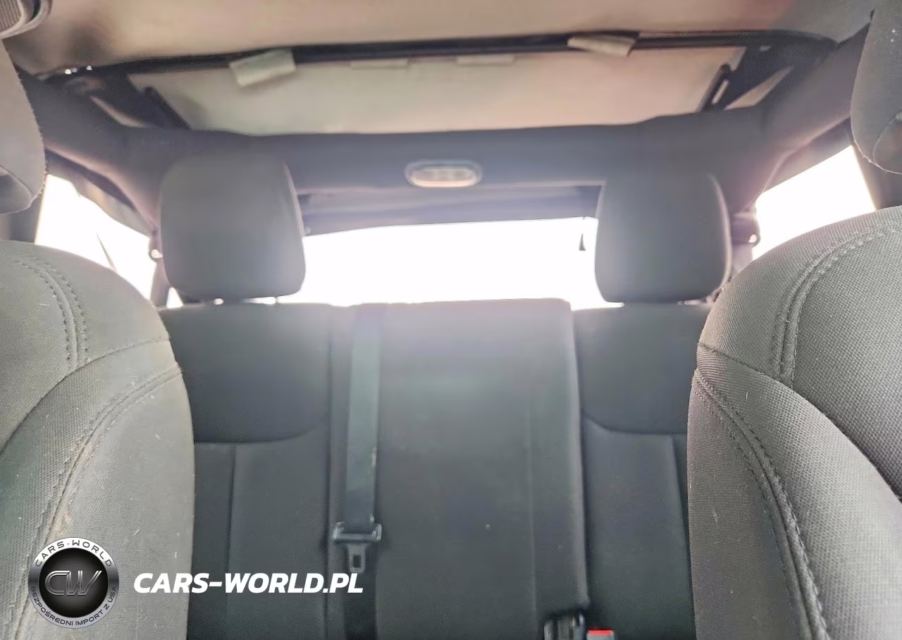 2016 Jeep Wrangler Unlimited Sport VIN:1C4BJWDG9GL211500 - 10
