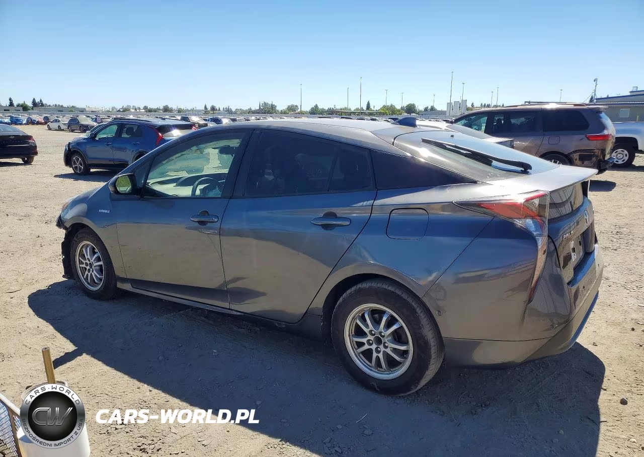 2018 Toyota Prius VIN:JTDKARFU8J3067353 - 2