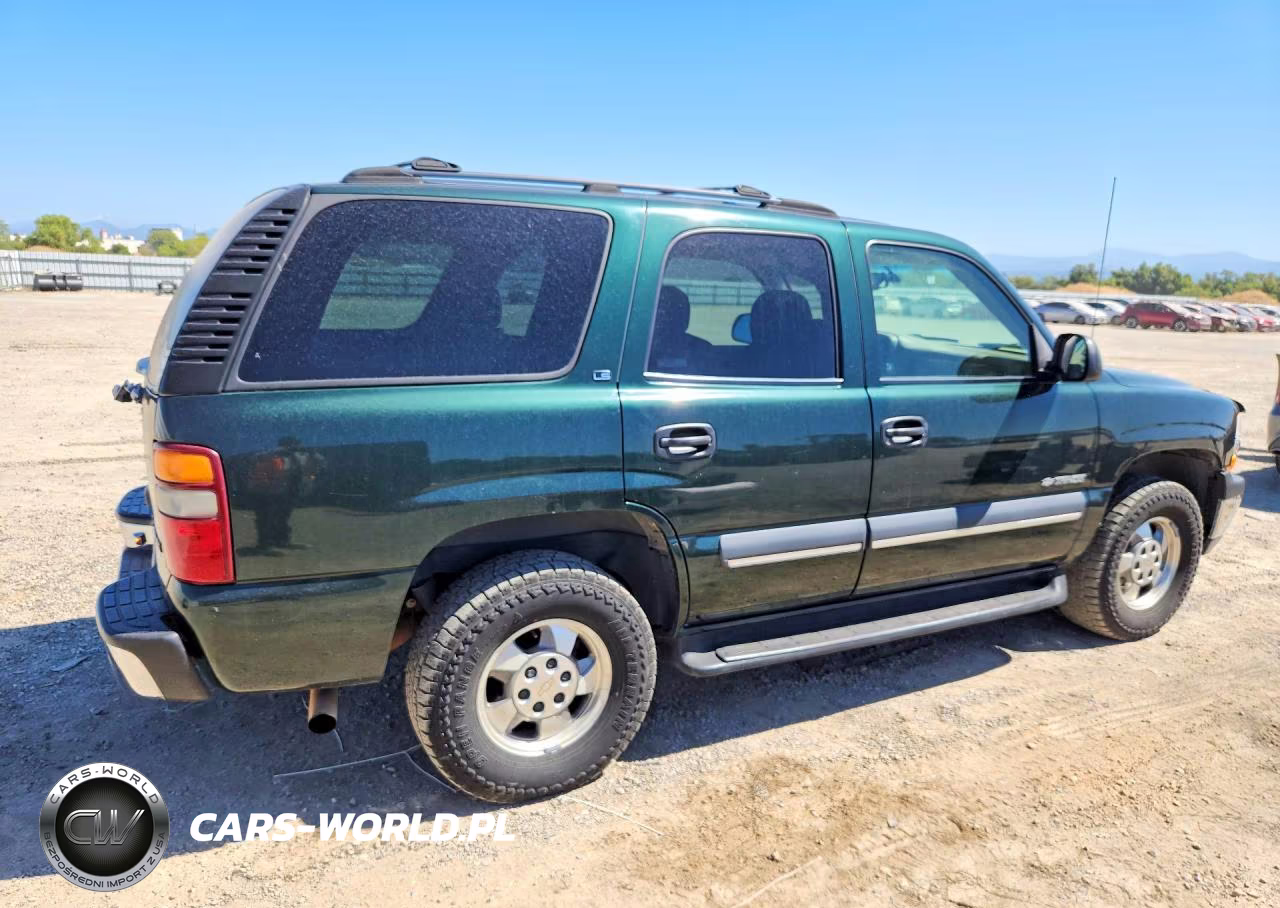 2002 Chevrolet Tahoe K1500 VIN:1GNEK13T62R136845 - 3