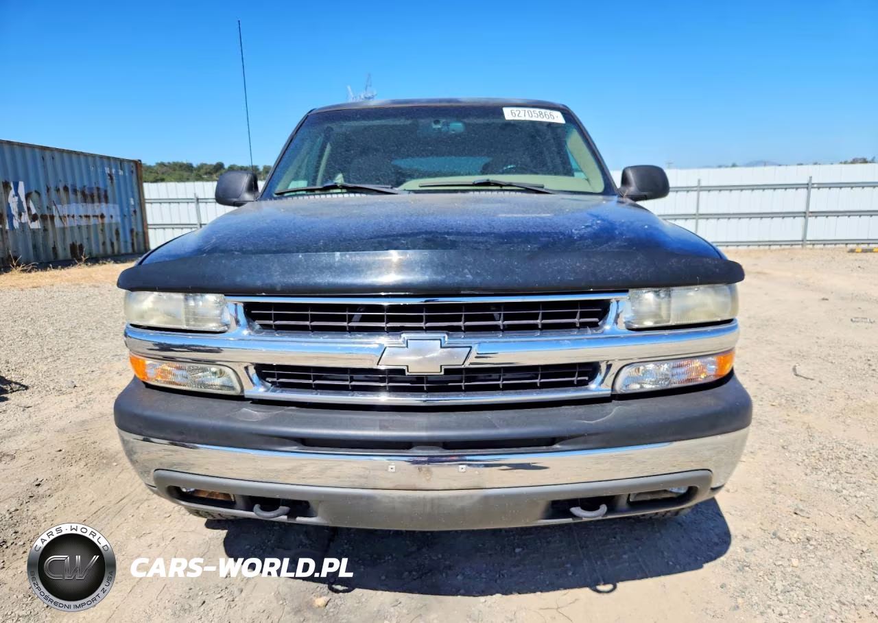 2002 Chevrolet Tahoe K1500 VIN:1GNEK13T62R136845 - 5