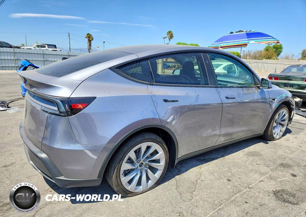 2026 Tesla Model Y VIN:7SAYGDED1TF445079 - 3