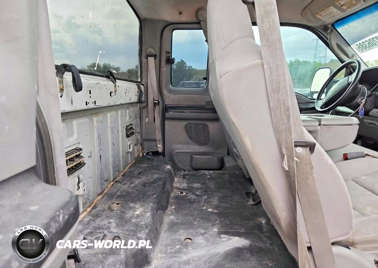 2005 Ford F250 Super Duty VIN:1FTSX21P95ED18270 - 10