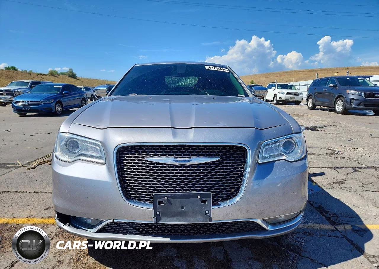2017 Chrysler 300C VIN:2C3CCAKG0HH566613 - 5