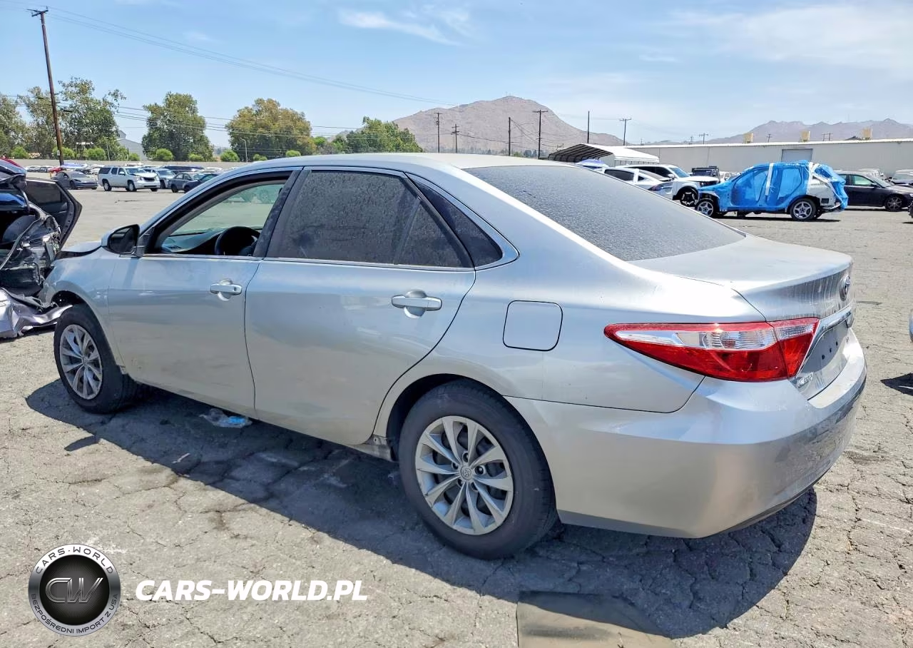 2017 Toyota Camry Le VIN:4T1BF1FK9HU277445 - 2