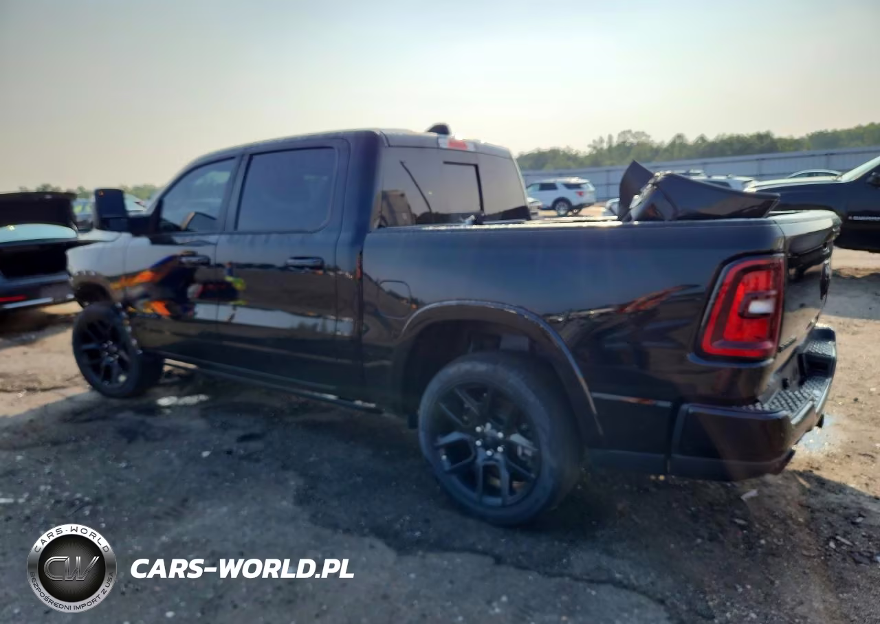 2025 Ram 1500 Laramie VIN:1C6SRFJP7SN727792 - 2