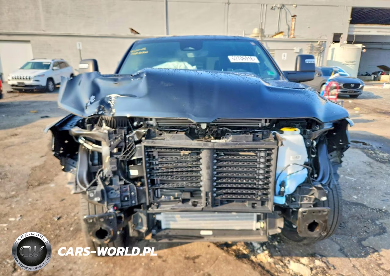 2025 Ram 1500 Laramie VIN:1C6SRFJP7SN727792 - 5
