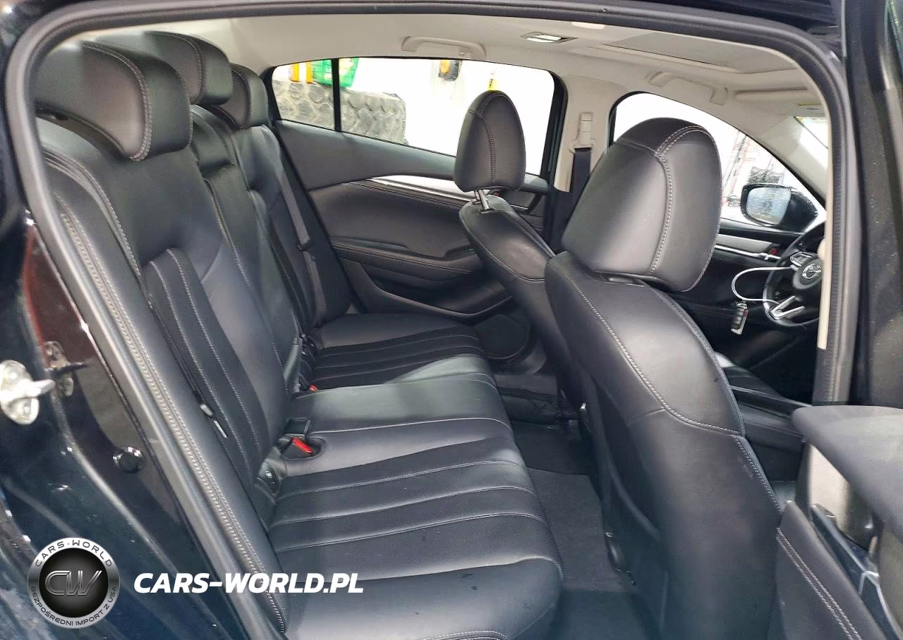 2019 Mazda 6 Touring VIN:JM1GL1VM4K1500814 - 10