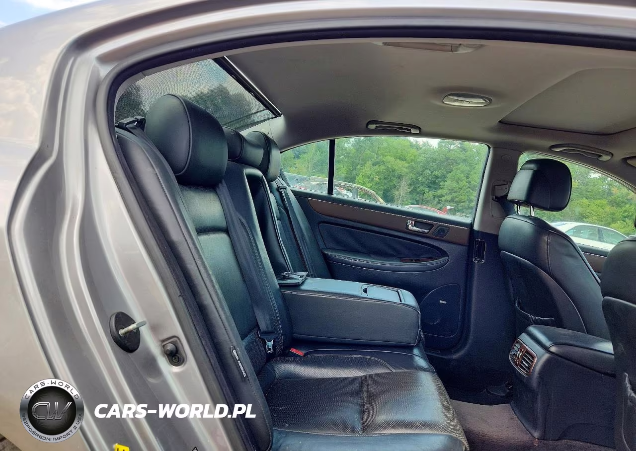 2009 Hyundai Genesis 3.8L VIN:KMHGC46E59U024232 - 10