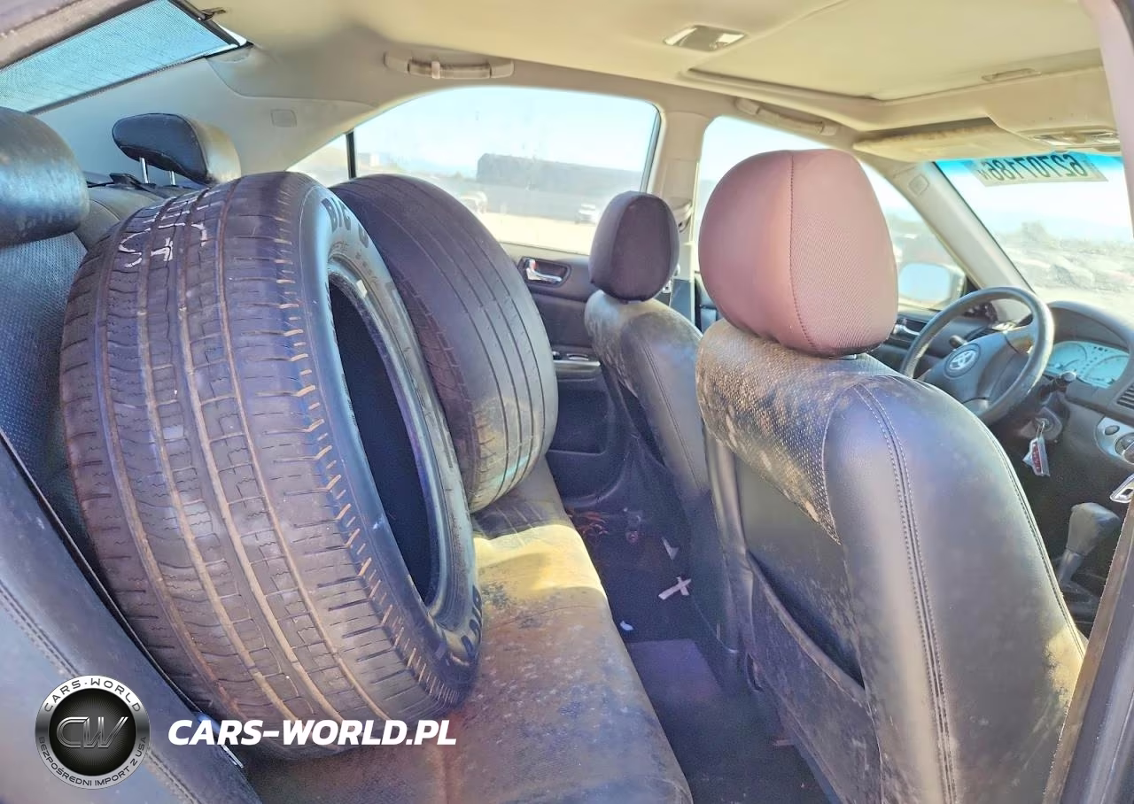 2002 Toyota Camry Se V6 VIN:JTDBF30KX20026098 - 10