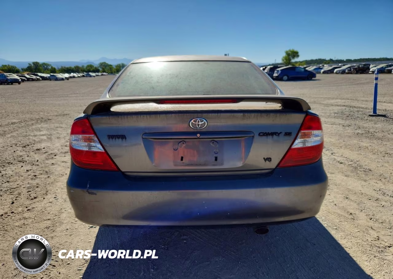 2002 Toyota Camry Se V6 VIN:JTDBF30KX20026098 - 6