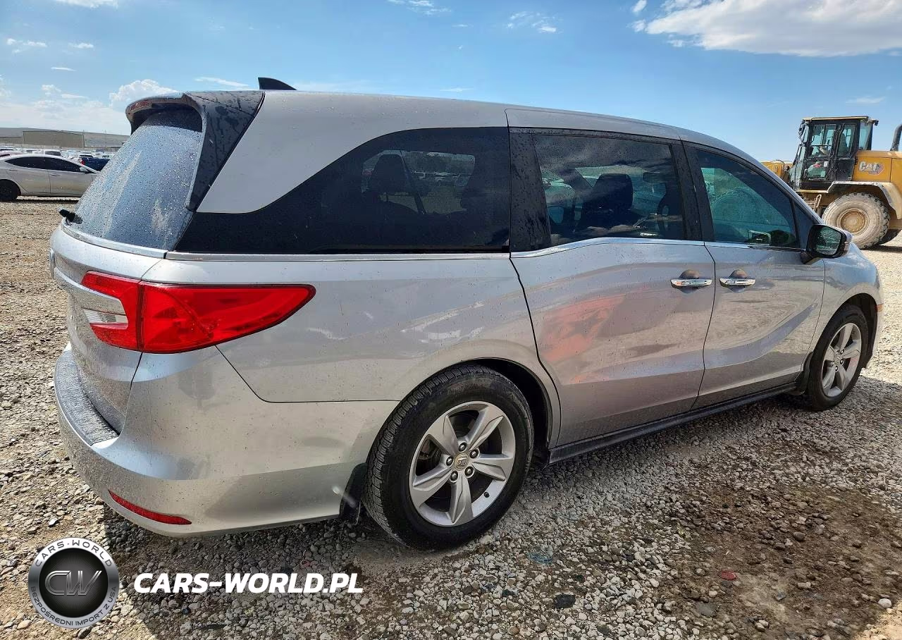 2018 Honda Odyssey Exl VIN:5FNRL6H79JB008345 - 3