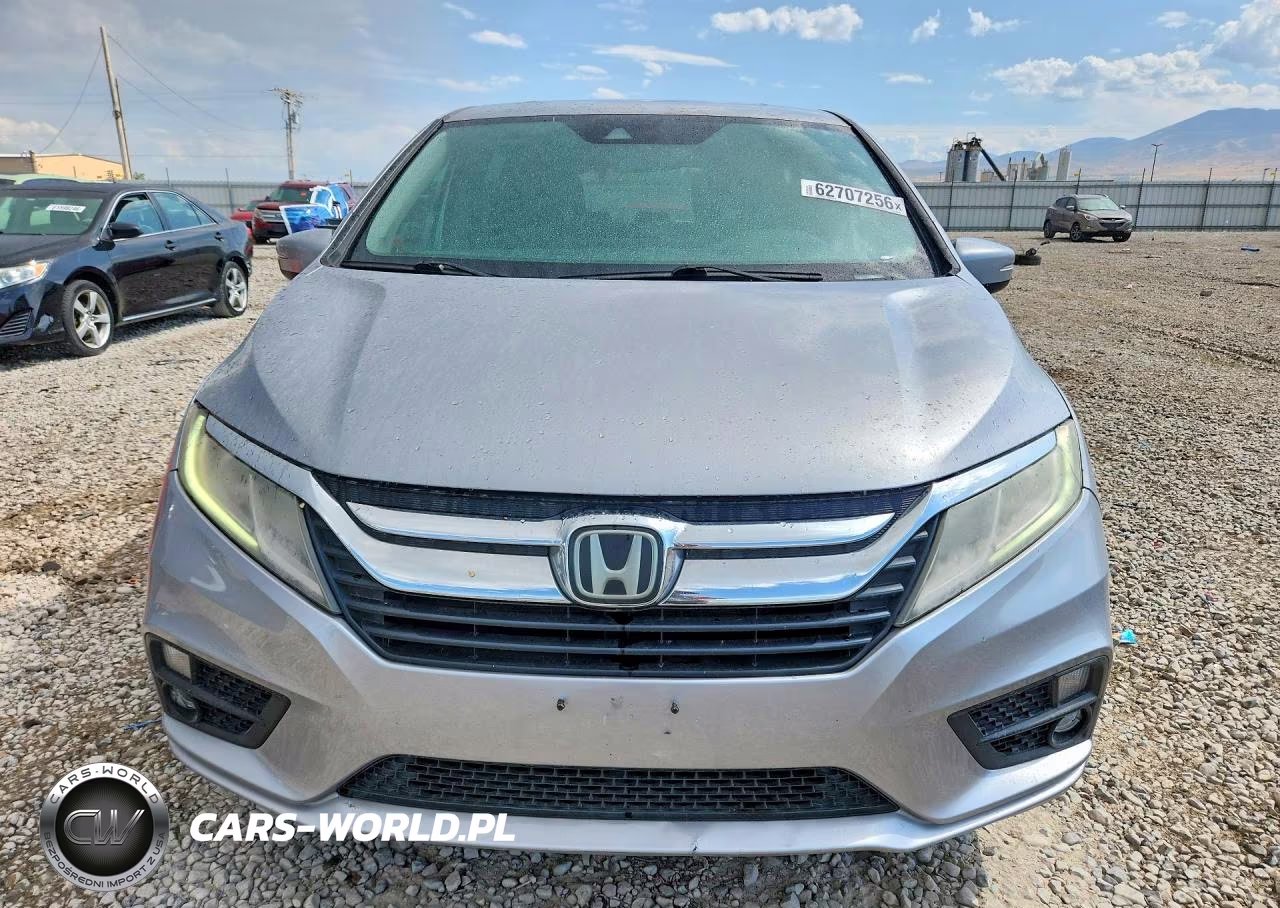 2018 Honda Odyssey Exl VIN:5FNRL6H79JB008345 - 5