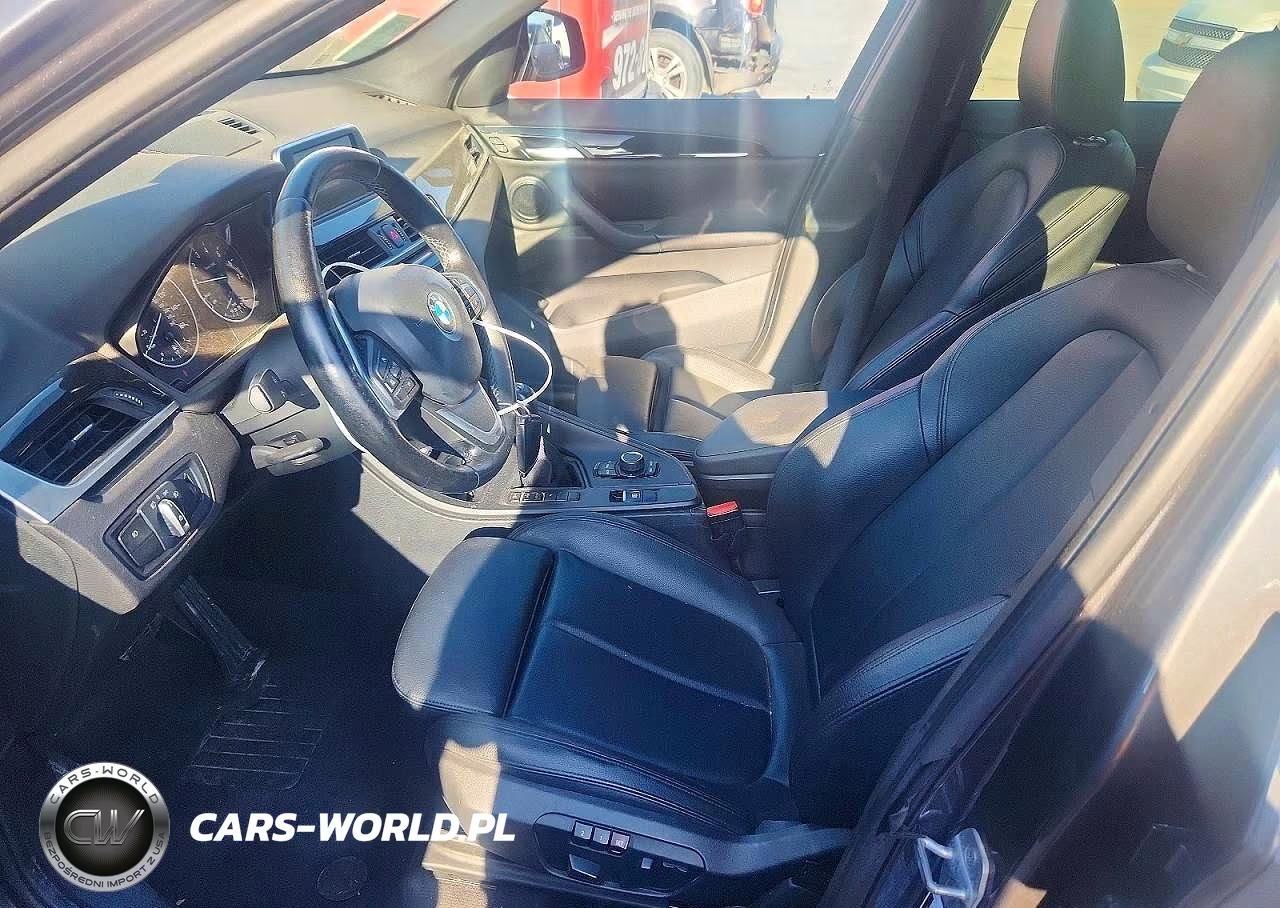 2017 BMW X1 Sdrive28I VIN:WBXHU7C37H5H36864 - 7