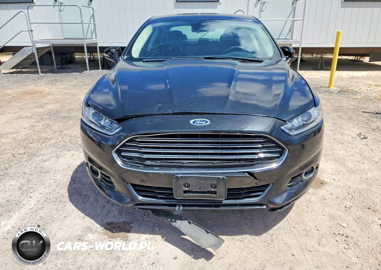 2013 Ford Fusion Titanium VIN:3FA6P0K91DR371584 - 5