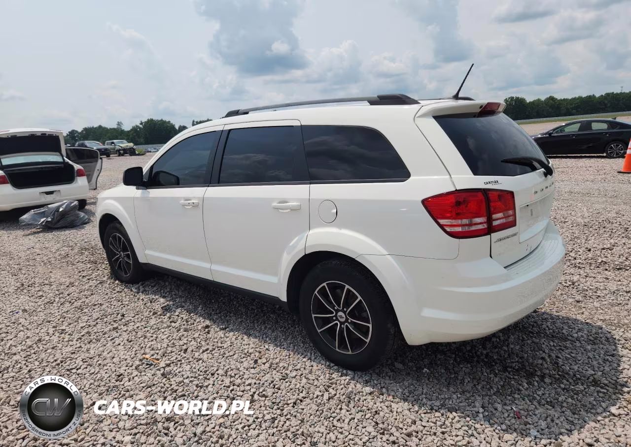 2018 Dodge Journey Se VIN:3C4PDCABXJT444284 - 2