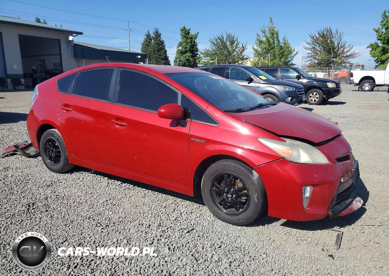 2012 Toyota Prius Three VIN:JTDKN3DU8C0334290 - 4