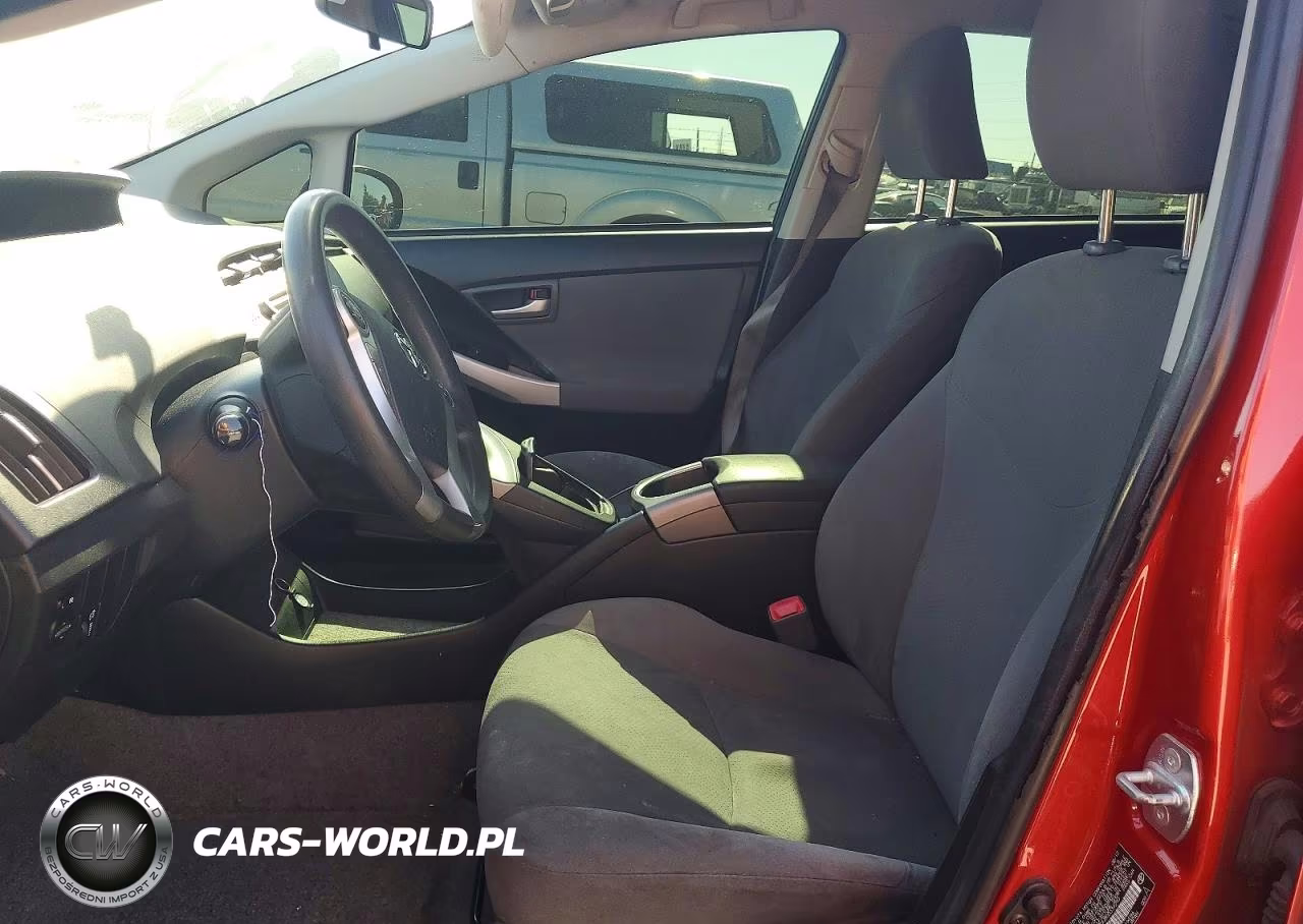 2012 Toyota Prius Three VIN:JTDKN3DU8C0334290 - 7