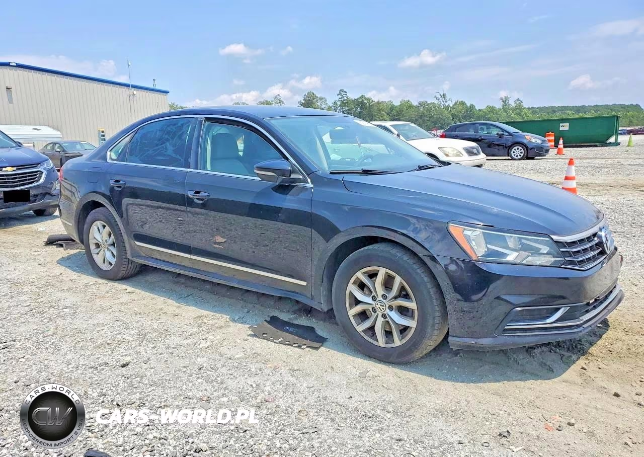 2016 Volkswagen Passat S VIN:1VWAS7A31GC029898 - 4