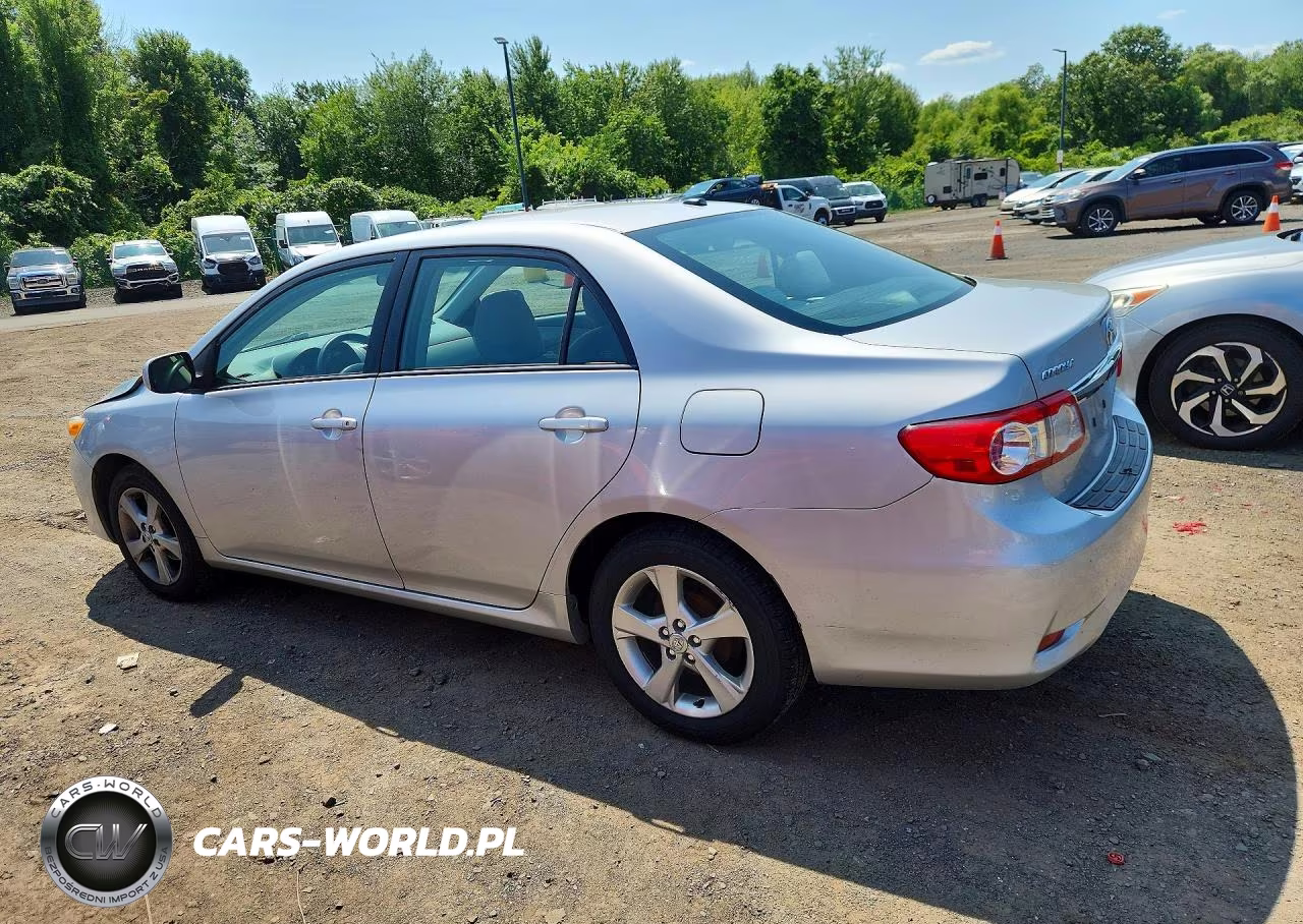 2012 Toyota Corolla Le VIN:2T1BU4EE6CC798524 - 2