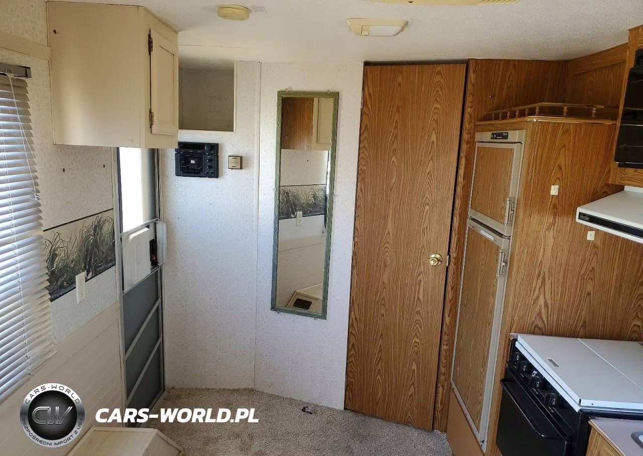 1995 Fleetwood Mallard Camper VIN:1EF1B2228S1565938 - 6
