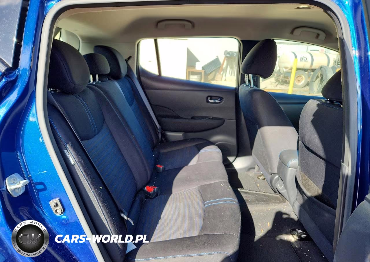2022 Nissan Leaf S VIN:1N4AZ1BV0NC556670 - 10