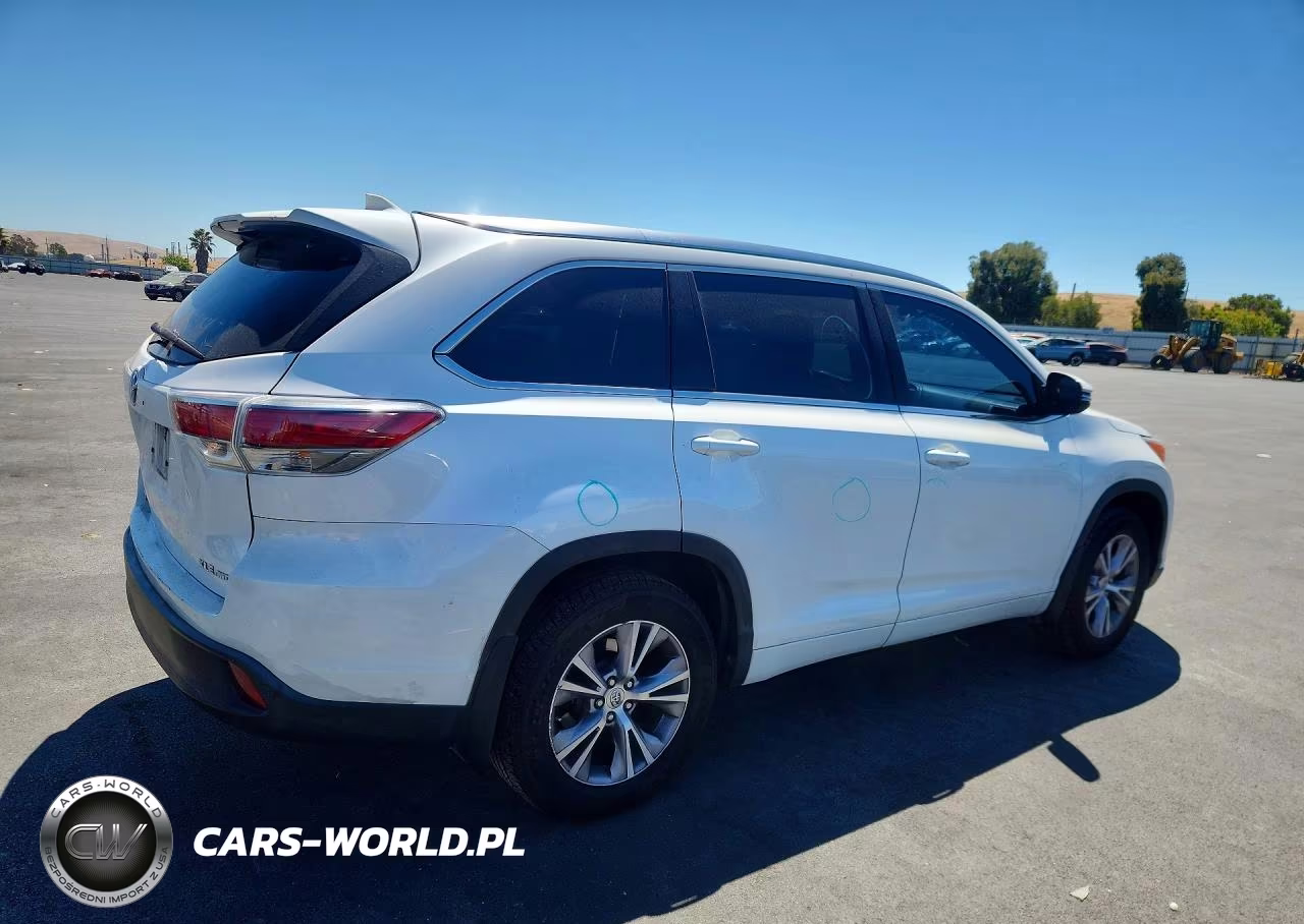 2015 Toyota Highlander Xle VIN:5TDJKRFH1FS172141 - 3