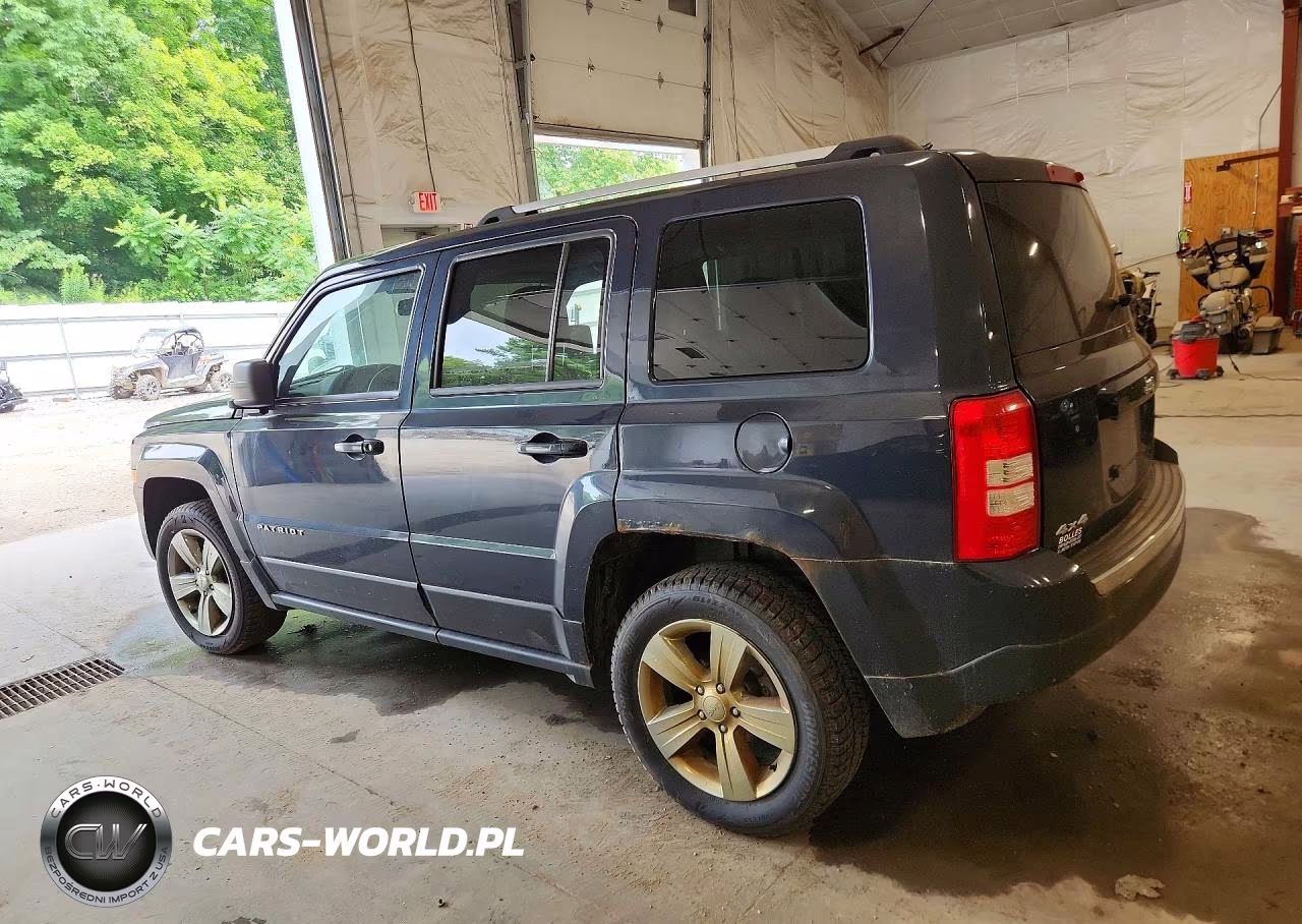 2016 Jeep Patriot Latitude VIN:1C4NJRFB9GD535170 - 2