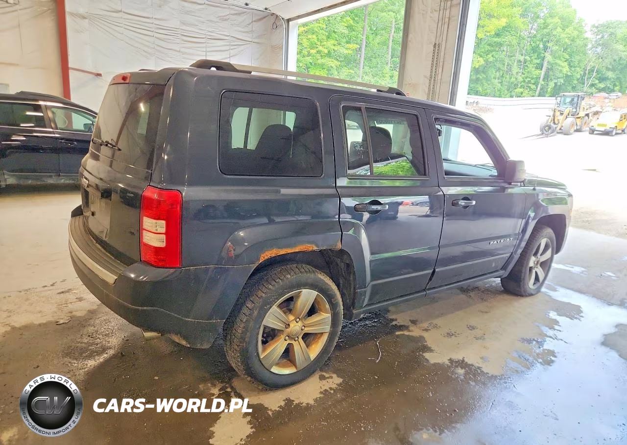 2016 Jeep Patriot Latitude VIN:1C4NJRFB9GD535170 - 3