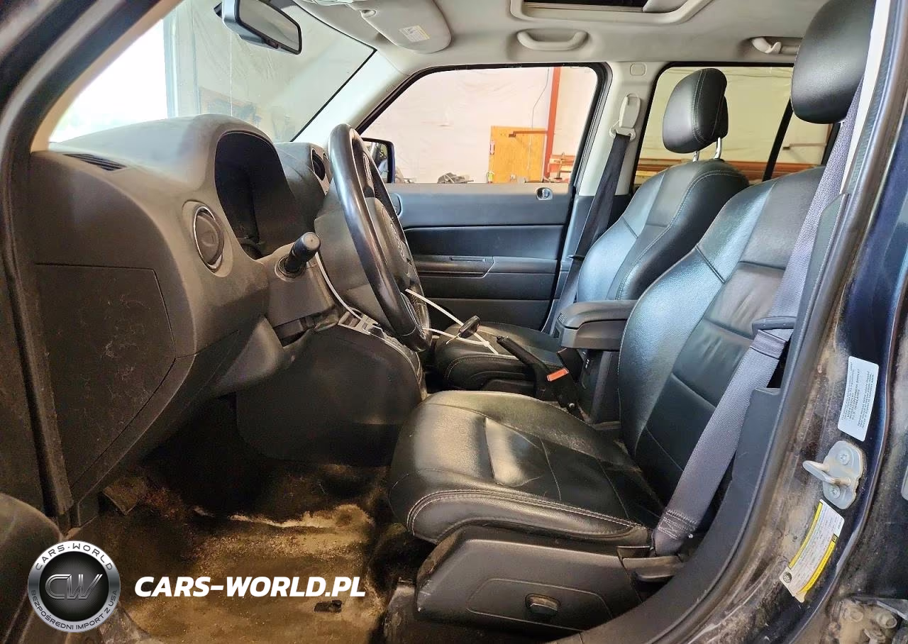 2016 Jeep Patriot Latitude VIN:1C4NJRFB9GD535170 - 7