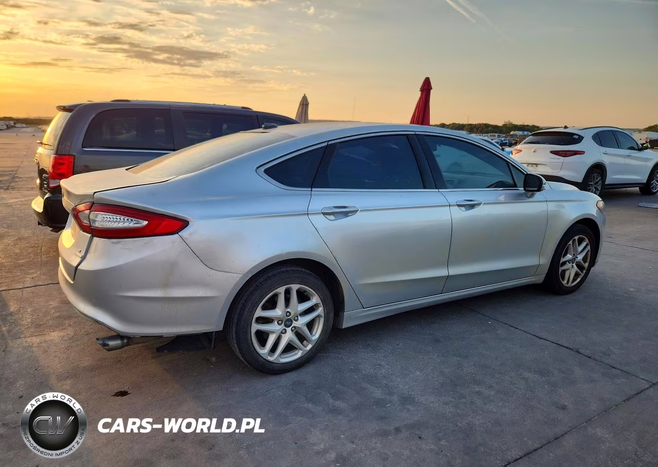 2013 Ford Fusion Se VIN:3FA6P0HR8DR236383 - 3
