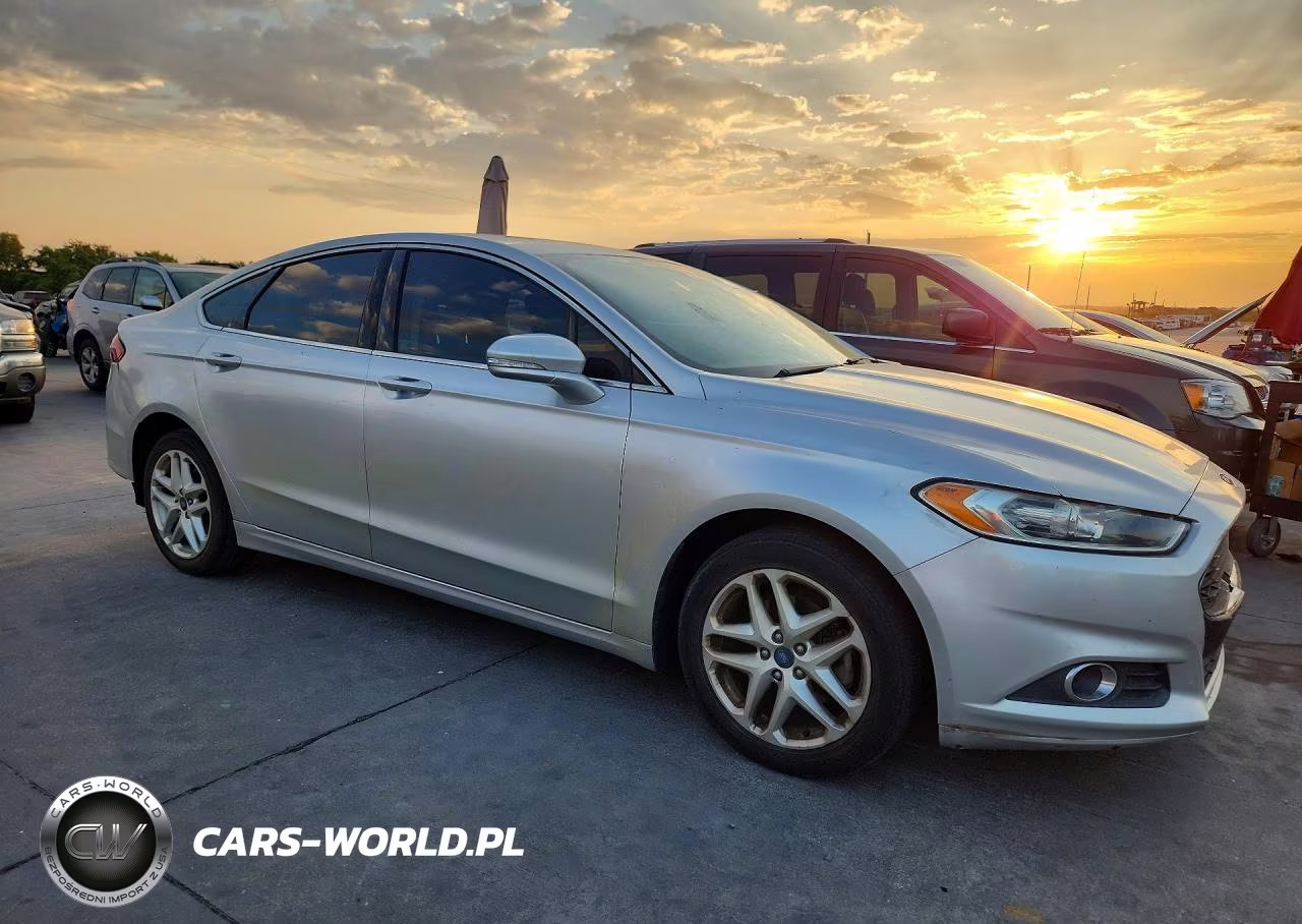 2013 Ford Fusion Se VIN:3FA6P0HR8DR236383 - 4