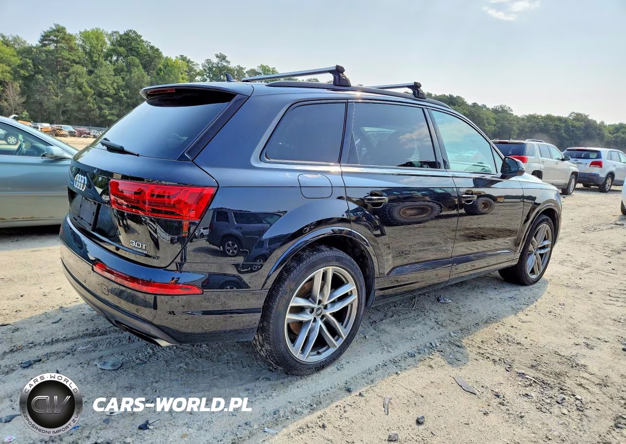 2017 Audi Q7 Prestige VIN:WA1VAAF78HD052763 - 3