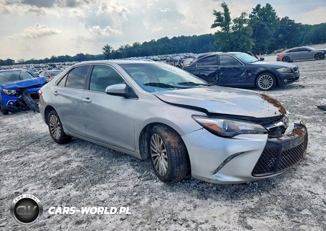 2015 Toyota Camry Se VIN:4T1BF1FK6FU035953 - 4