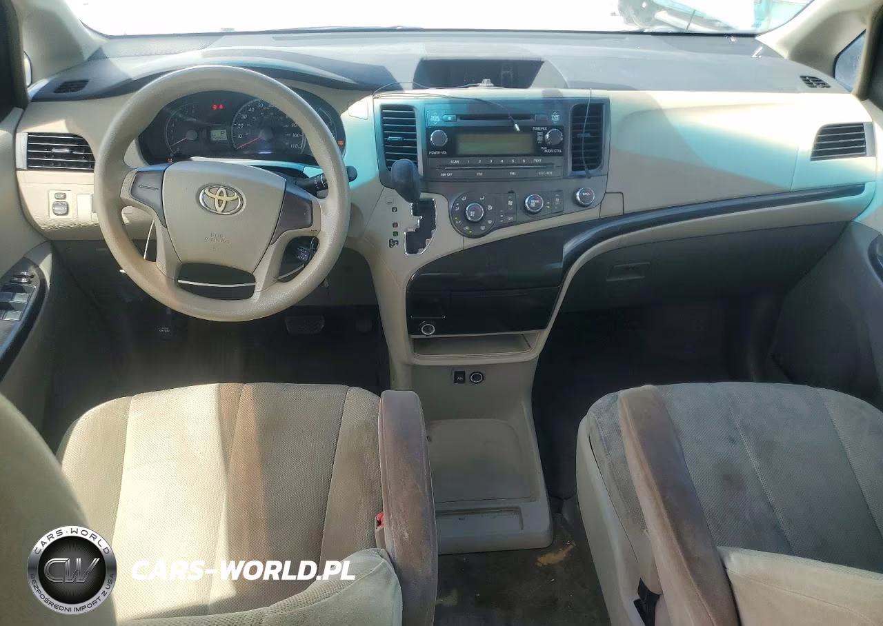 2011 Toyota Sienna Base 7-Passenger VIN:5TDZK3DC8BS165141 - 8