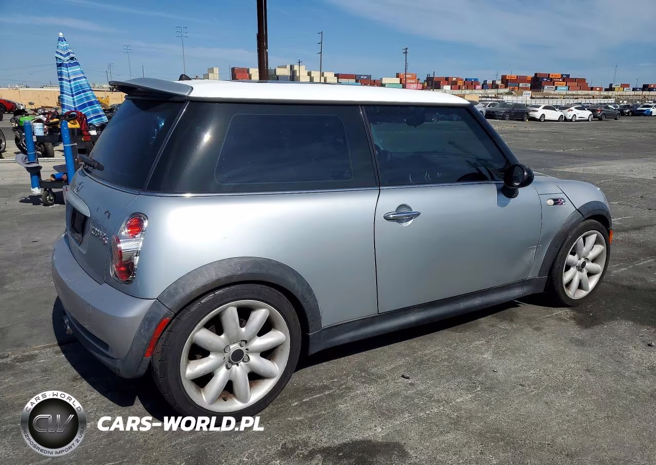 2002 Mini Cooper S VIN:WMWRE33482TD56996 - 3