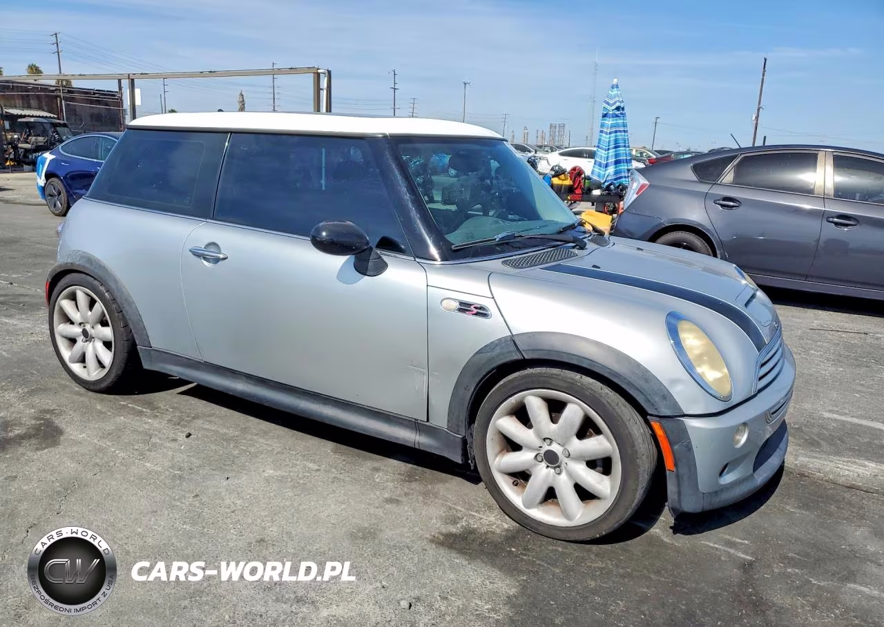 2002 Mini Cooper S VIN:WMWRE33482TD56996 - 4