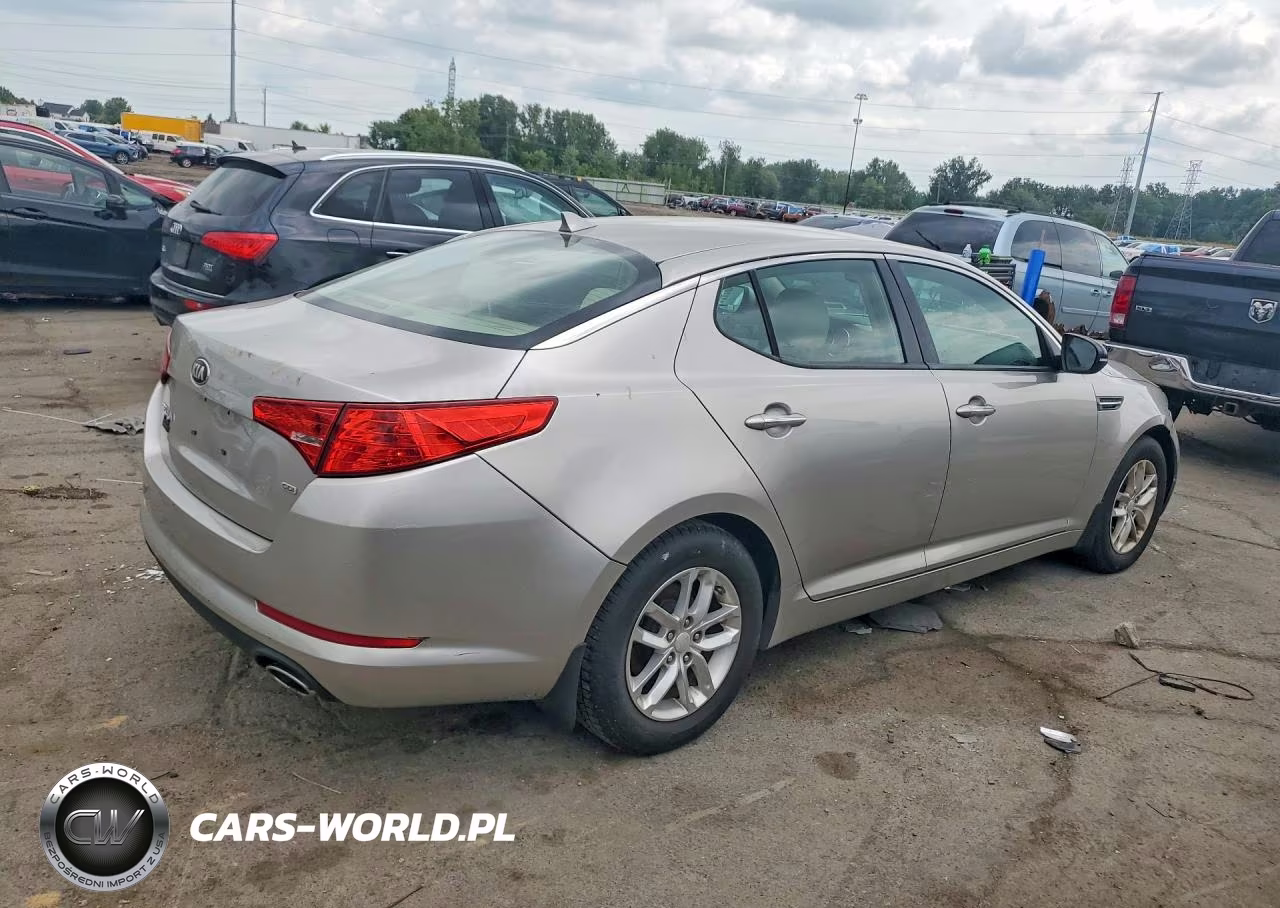 2013 Kia Optima Lx VIN:KNAGM4A77D5364315 - 3