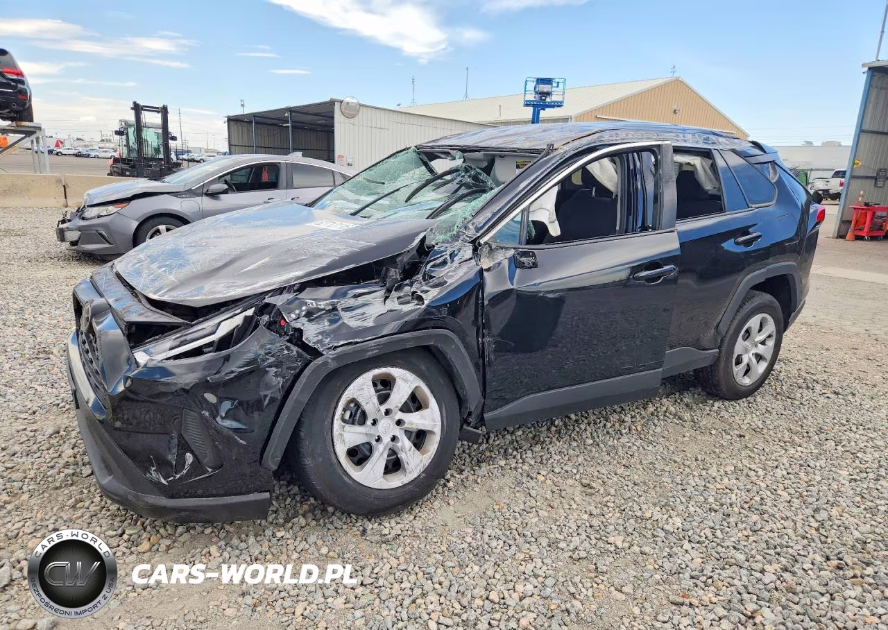 2025 Toyota Rav4 Le – zdjęcie 1 z 13