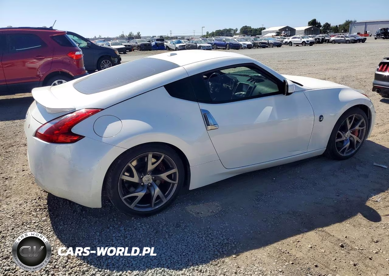 2017 Nissan 370Z Base VIN:JN1AZ4EH7HM950850 - 3