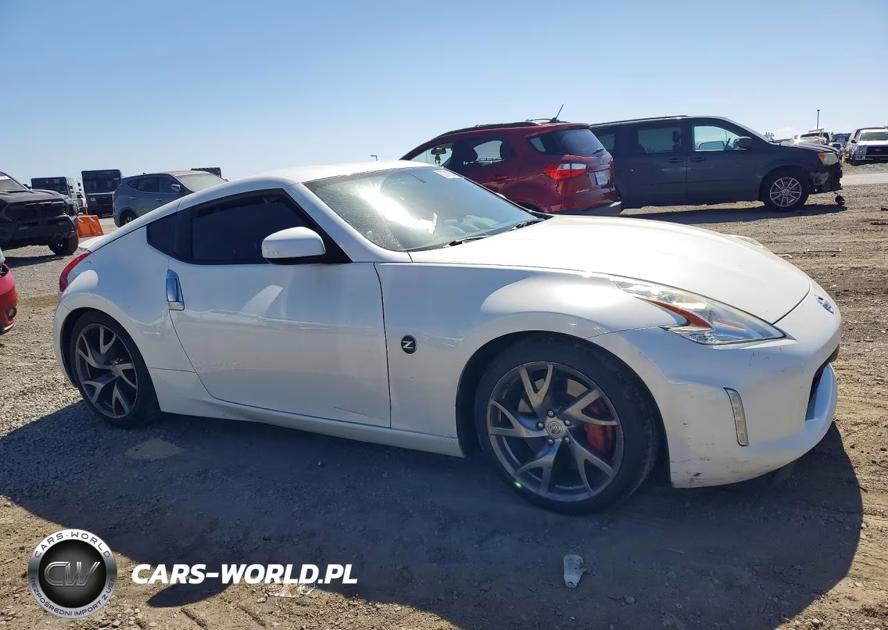 2017 Nissan 370Z Base VIN:JN1AZ4EH7HM950850 - 4